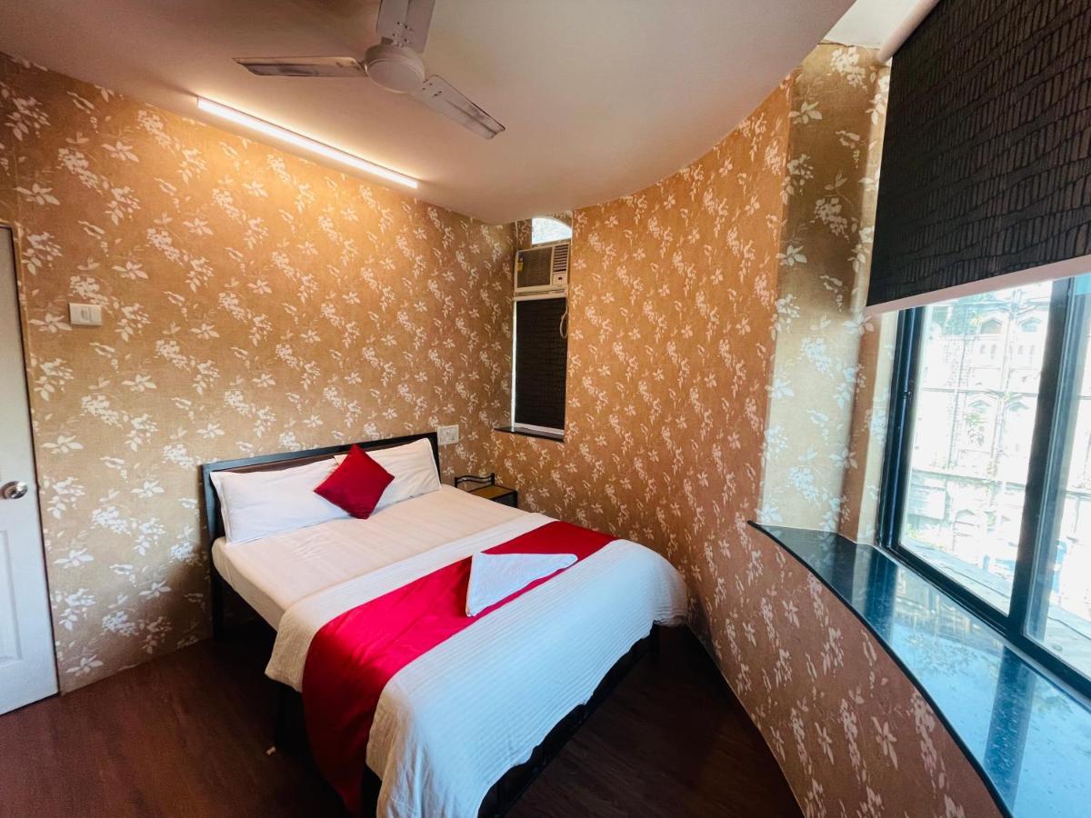 מומביי Hotel Shabana - Colaba Causeway מראה חיצוני תמונה
