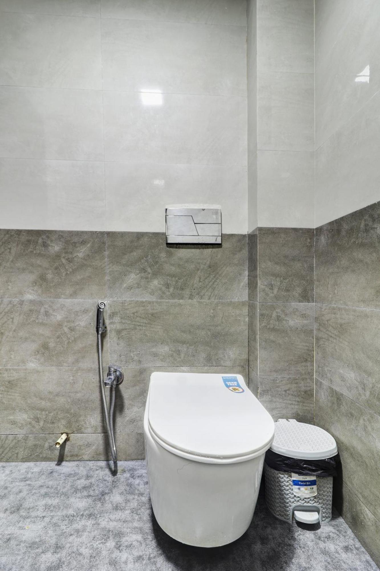 מומביי Hotel Shabana - Colaba Causeway מראה חיצוני תמונה